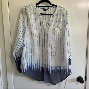 Zac & Rachel Navy & White Tie-Dye Button Down NWT (small pink speck pictured)